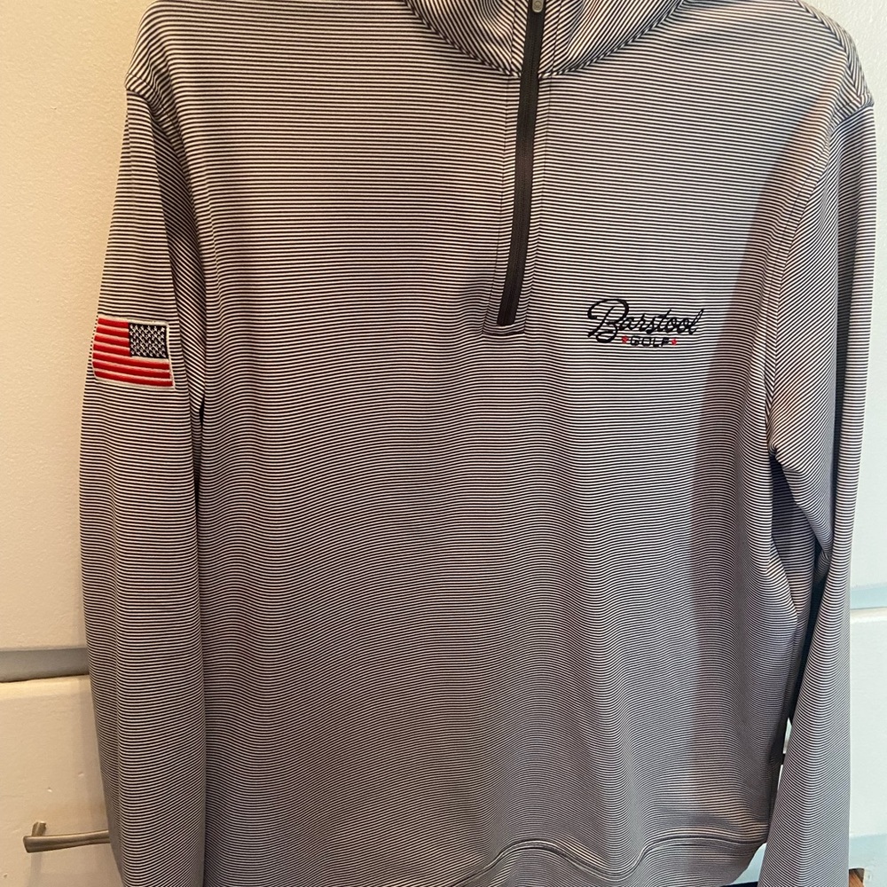Brand new Peter millar barstool quarter zip. Size medium